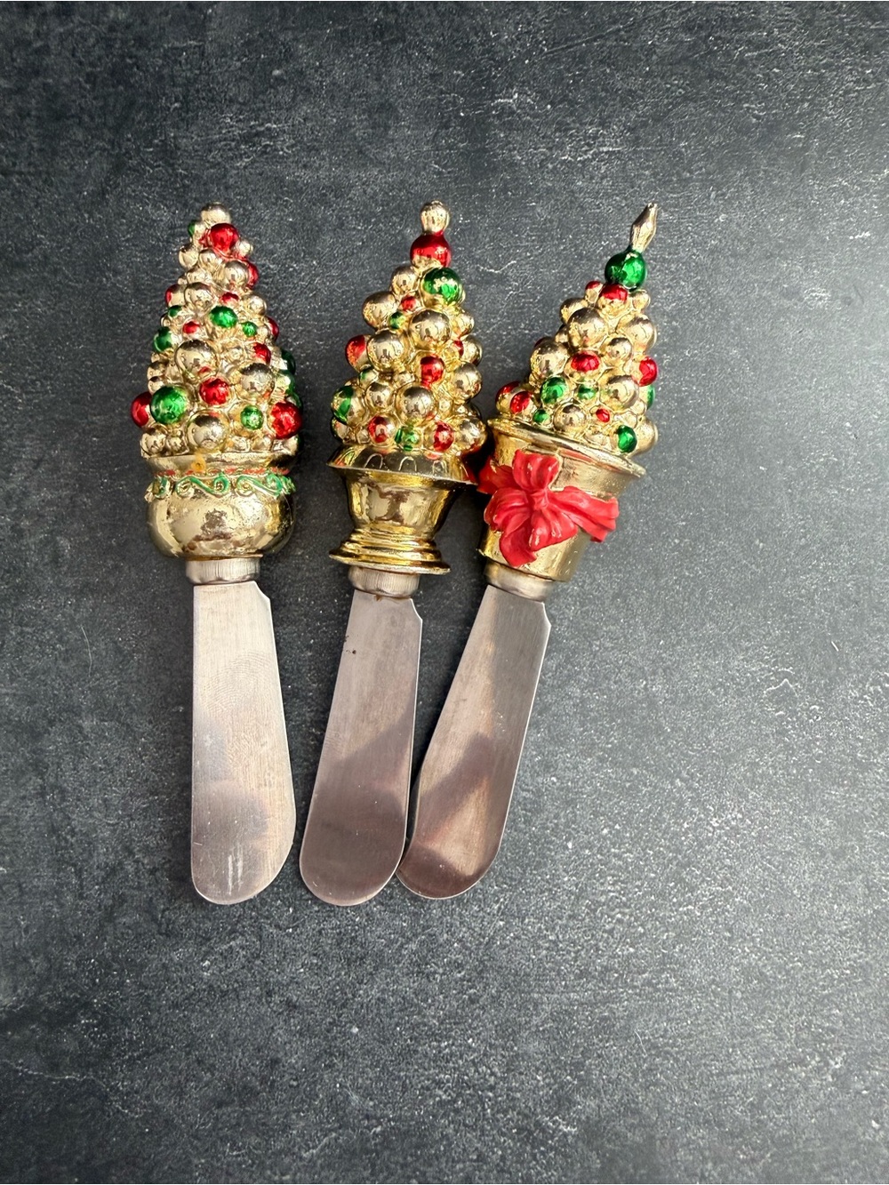 Boston Warehouse Gold, Red & Green Decorative Cheese Spreaders (Set of 3)